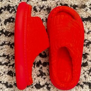 Cloud Slide Sandals / Slippers